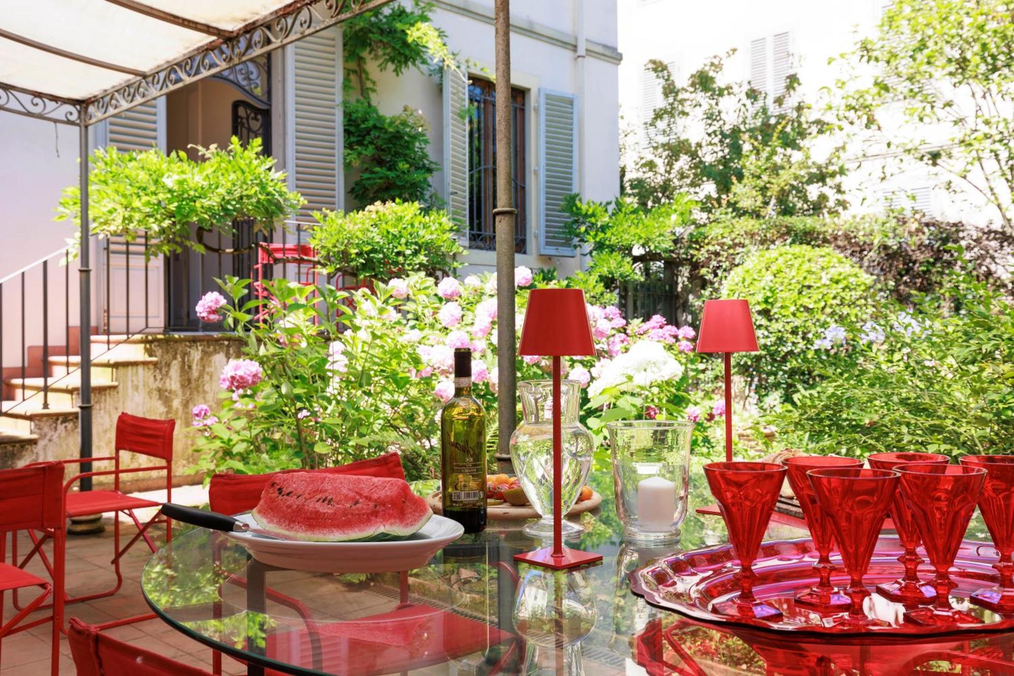Florence Huge Apartment With Private Garden ภายนอก รูปภาพ
