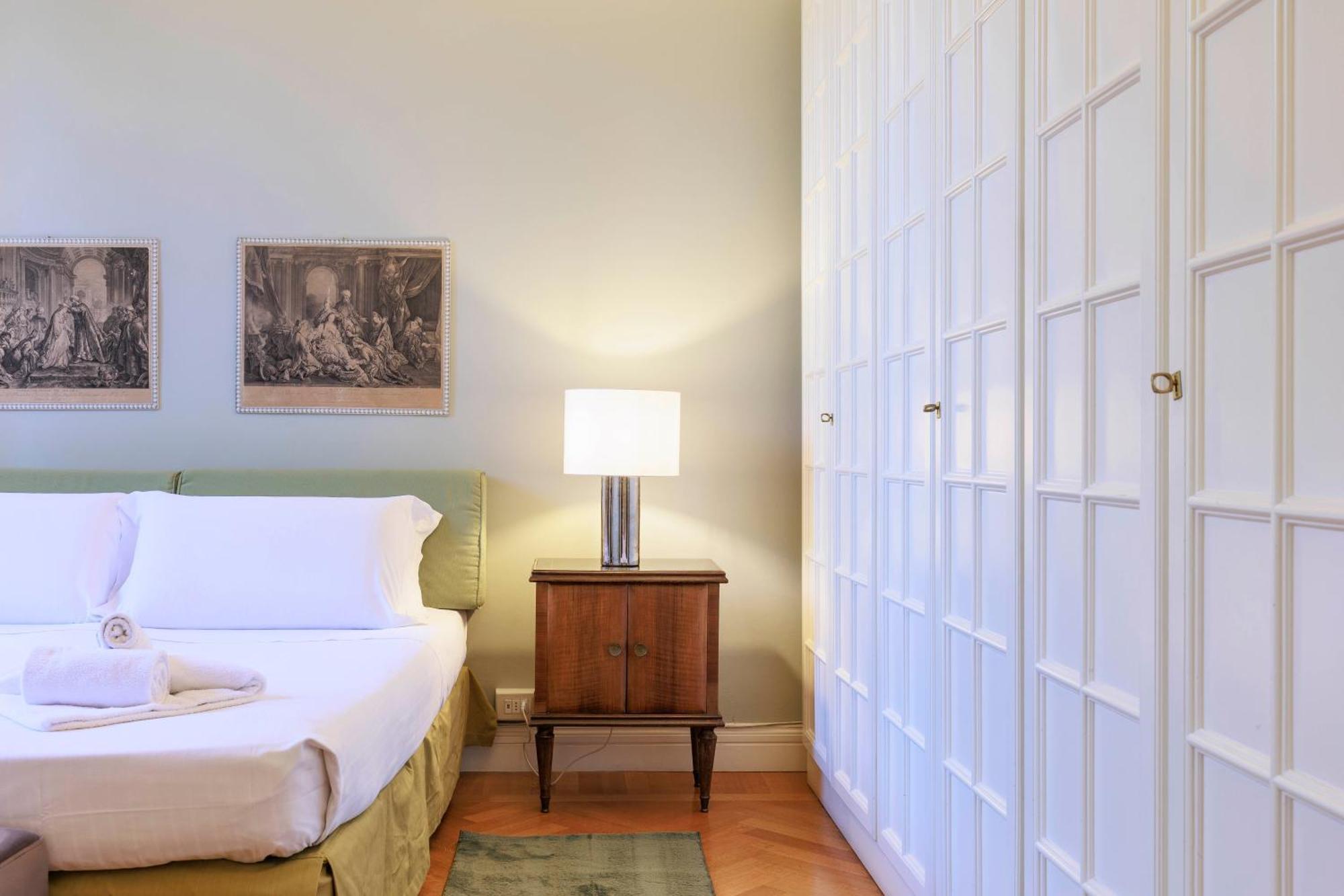 Florence Huge Apartment With Private Garden ภายนอก รูปภาพ