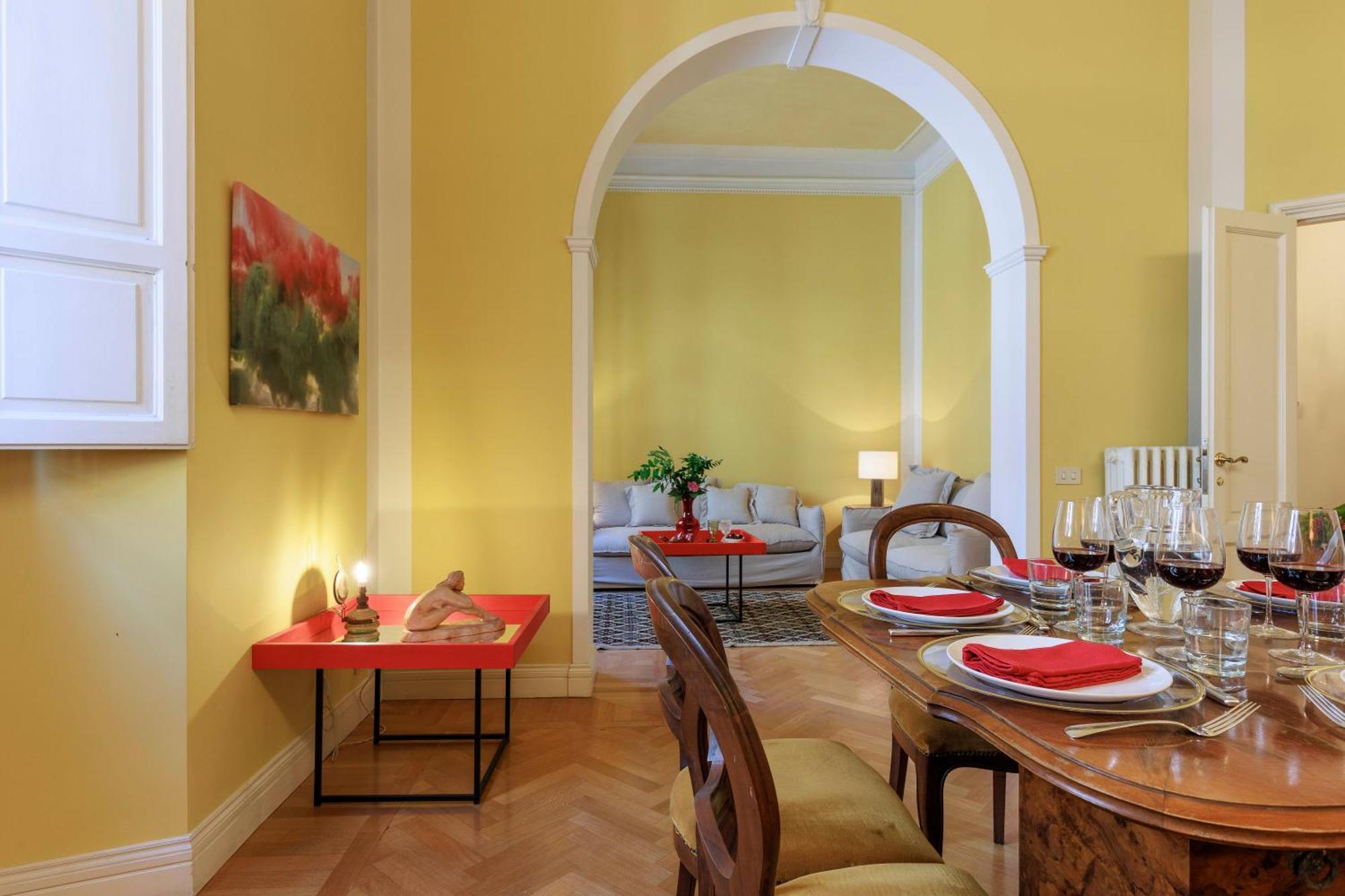 Florence Huge Apartment With Private Garden ภายนอก รูปภาพ